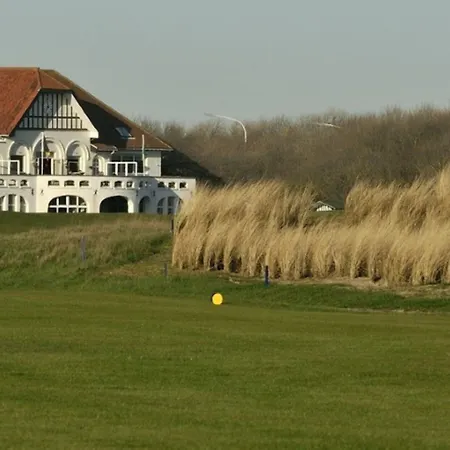 Elegant Seaside De Haan
